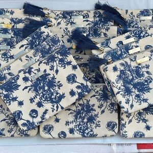 30 pc Ipsy Glam Makeup/ Cosmetic Bag ~  May 2025 ~ Blue / White Floral